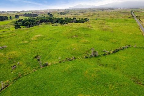 Photo of property in 955 Opua Road, Opunake, 4681