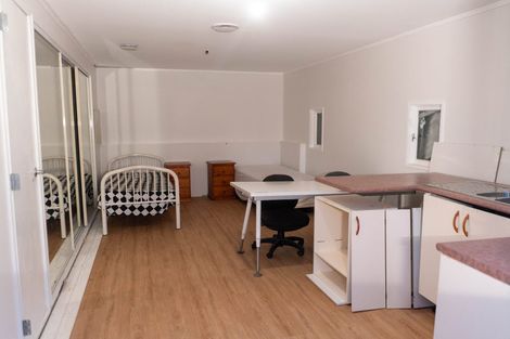 Photo of property in 22 Orion Place, Hillcrest, Auckland, 0627