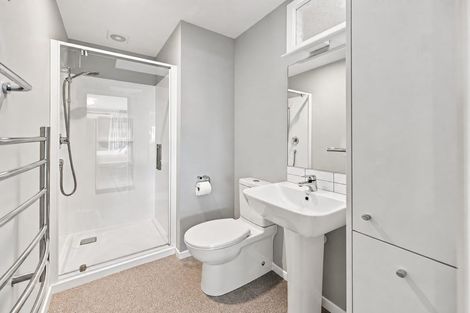 Photo of property in 271 Cannon Hill Crescent, Mount Pleasant, Christchurch, 8081