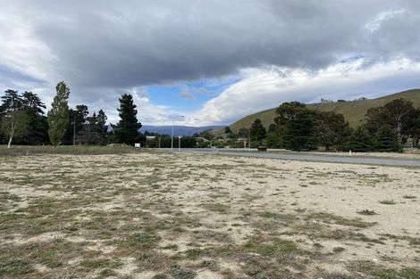 Photo of property in 18 Stratford Drive, Mount Pisa, Cromwell, 9383