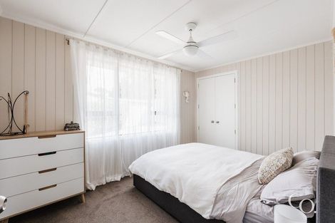 Photo of property in 22 Queen Road, Bellevue, Tauranga, 3110