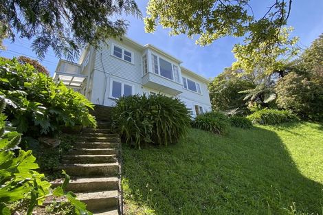 Photo of property in 15 Mertoun Terrace, Highbury, Wellington, 6012