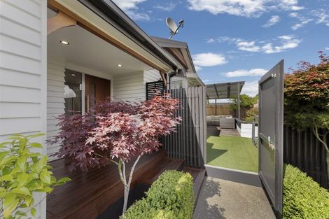 Photo of property in 16 Brynley Street, Hornby, Christchurch, 8042
