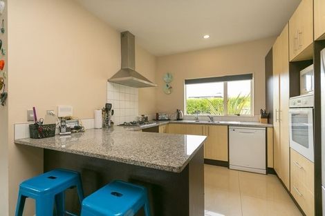 Photo of property in 51 Penrod Drive, Bell Block, New Plymouth, 4312