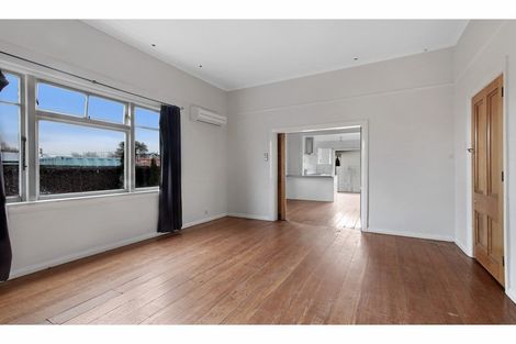 Photo of property in 37 Gresford Street, Edgeware, Christchurch, 8013