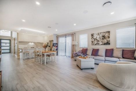 Photo of property in 54 Siren Street, Wainui, 0932