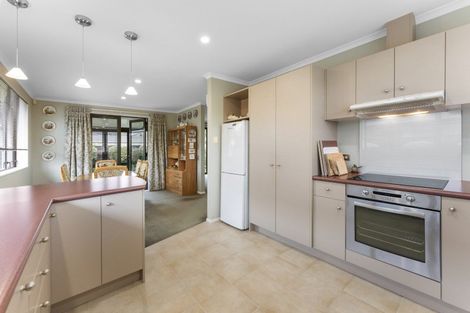 Photo of property in 5 Rongonui Street, Elderslea, Upper Hutt, 5018