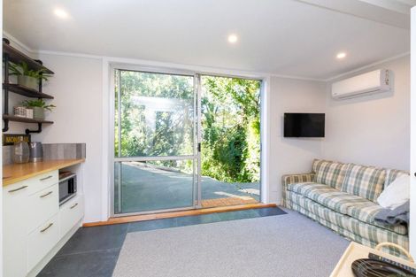 Photo of property in 2 Convent Road, Bluff Hill, Napier, 4110