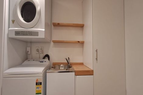 Photo of property in 7 Amos Way, Kingston, Wellington, 6021