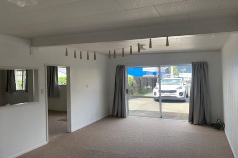 Photo of property in 2a Armstrong Avenue, Waitara, 4320
