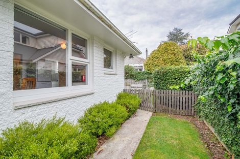 Photo of property in 1/76 Saint Martins Road, Saint Martins, Christchurch, 8022