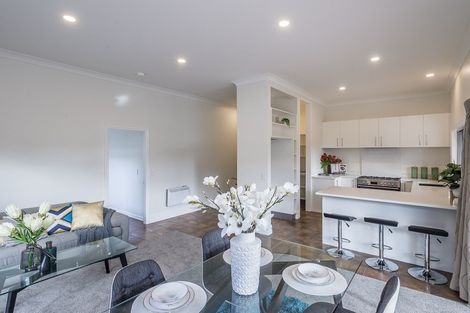 Photo of property in 6 Holcombe Drive, Paraparaumu, 5032