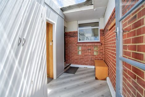 Photo of property in 17 Constitution Avenue, Milton, 9220