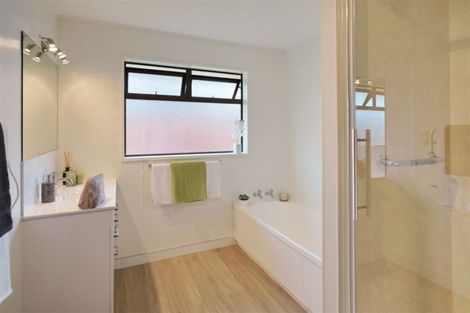 Photo of property in 2 Matai Place, Oxford, 7430