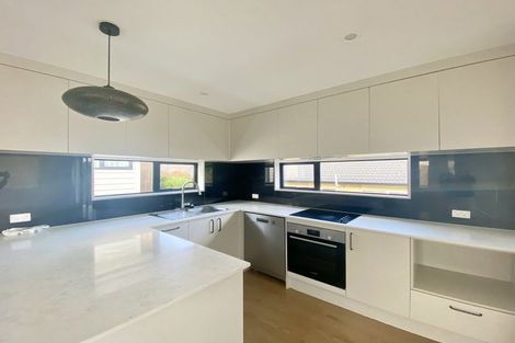 Photo of property in 26a Holland Avenue, Point England, Auckland, 1072