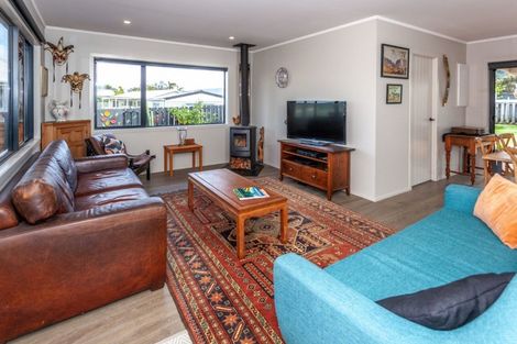 Photo of property in 219 Chartwell Avenue, Whangamata, 3620