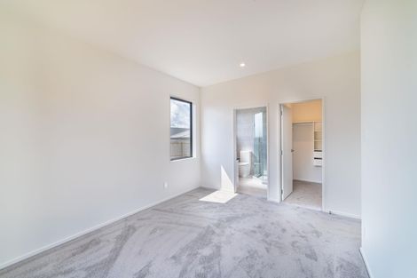 Photo of property in 18 Parton Road, Pukekohe, 2120