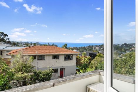 Photo of property in 1/31 Deep Creek Road, Waiake, Auckland, 0630