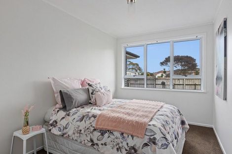 Photo of property in 29 Lavinia Crescent, Mangere East, Auckland, 2024