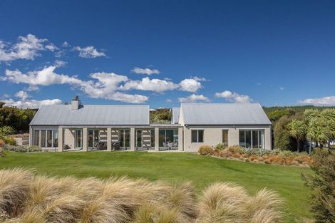 Photo of property in 24 Briar Bank Drive, Wanaka, 9305