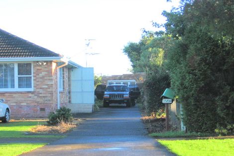 Photo of property in 2/39 Avis Avenue, Papatoetoe, Auckland, 2025
