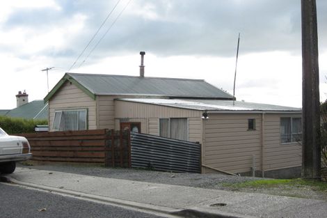 Photo of property in 13 Dartmouth Street, Kaitangata, 9210