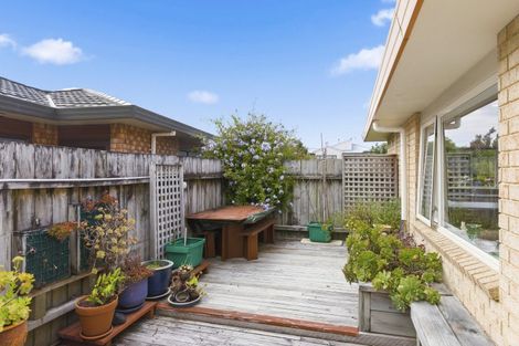 Photo of property in 34 Sunburst Court, Paraparaumu Beach, Paraparaumu, 5032
