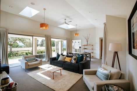 Photo of property in 19 Faulks Terrace, Wanaka, 9305