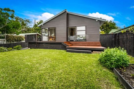 Photo of property in 70b Gledstane Road, Stanmore Bay, Whangaparaoa, 0932