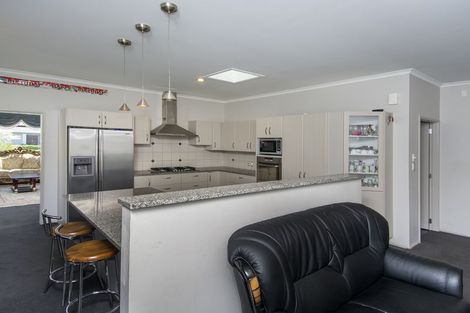 Photo of property in 102 Oriental Parade, Papamoa Beach, Papamoa, 3118