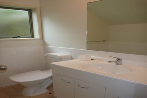 Photo of property in 41 Tiri Tiri Road, Birkdale, Auckland, 0626