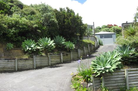 Photo of property in 117 Waitea Road, Muriwai, 0881