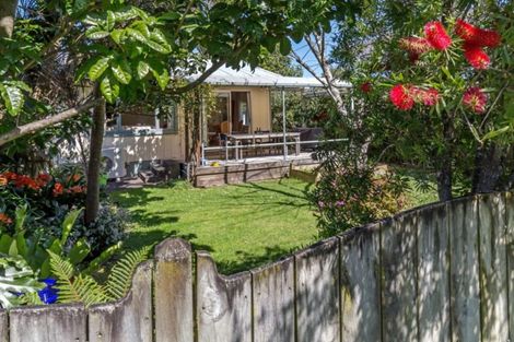 Photo of property in 1/16 Puriri Avenue, Greenlane, Auckland, 1051