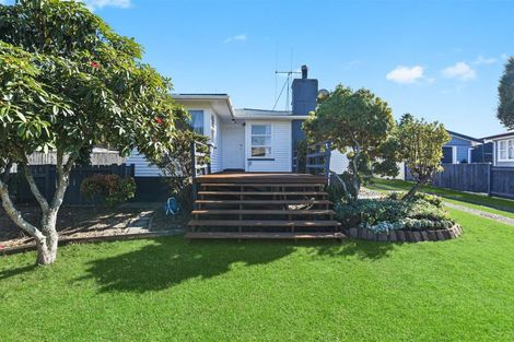 Photo of property in 16 Manapouri Place, Glenview, Hamilton, 3206