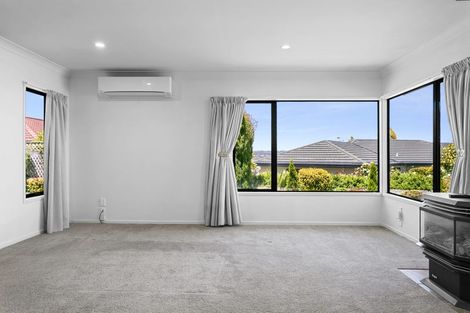 Photo of property in 17 Whetu Place, Nukuhau, Taupo, 3330