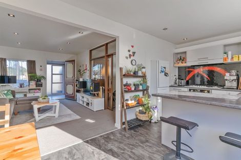 Photo of property in 2/106 Barrington Street, Somerfield, Christchurch, 8024