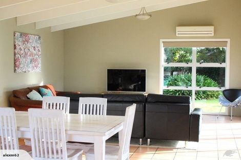 Photo of property in 9 Monument Road, Clevedon, Papakura, 2582