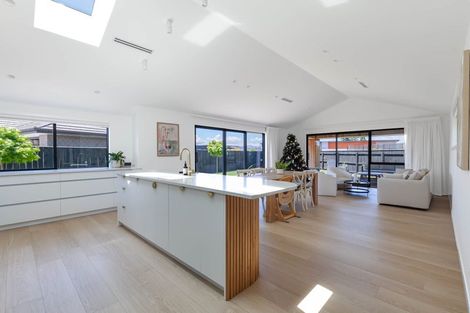 Photo of property in 99 Iwa Street, Mapua, 7005