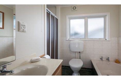 Photo of property in 220 Thames Coast Sh25 Road, Ngarimu Bay, Thames, 3575