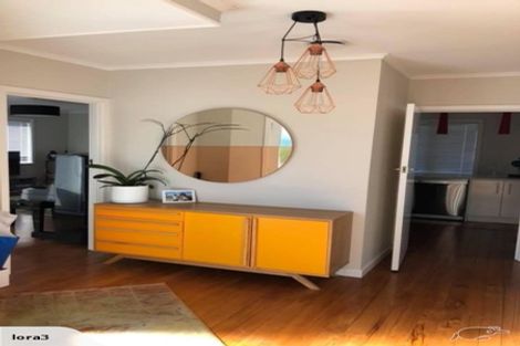 Photo of property in 29 Glenview Road, Glen Eden, Auckland, 0602