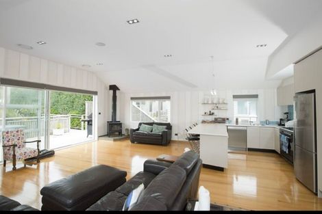 Photo of property in 38 Hawtrey Terrace, Churton Park, Wellington, 6037