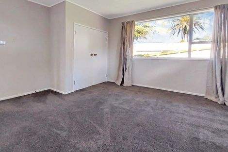 Photo of property in 18 Solar Road, Glen Eden, Auckland, 0602