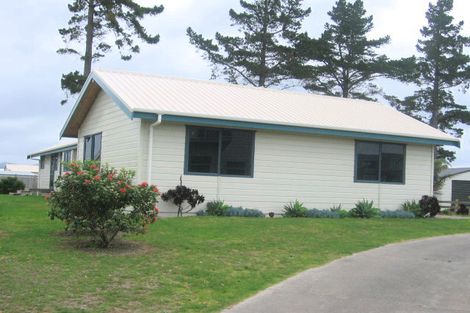 Photo of property in 109 Corokia Place, Matarangi, Whitianga, 3592