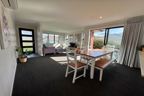 Photo of property in 6 Ratahi Way, Omokoroa, 3114