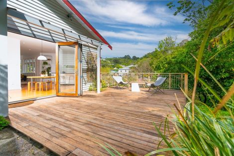 Photo of property in 16 Saint John Street, Aro Valley, Wellington, 6011