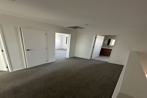 Photo of property in 15c Pipitea Place, Massey, Auckland, 0614