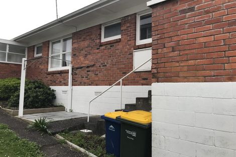 Photo of property in 1/23 Dallinghoe Crescent, Milford, Auckland, 0620