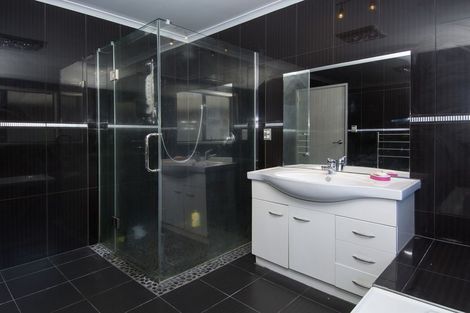 Photo of property in 102 Oriental Parade, Papamoa Beach, Papamoa, 3118