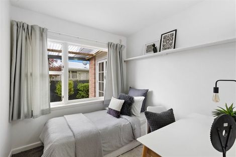 Photo of property in 13 Yeovil Place, St Albans, Christchurch, 8052