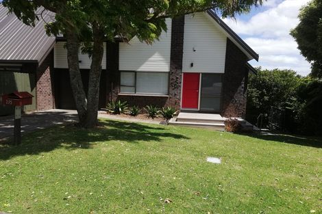 Photo of property in 2/5 Aries Place, Shelly Park, Auckland, 2014